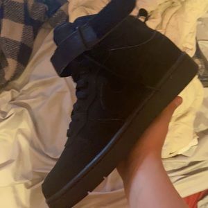 All black sneakers kids size 5 like new not creased